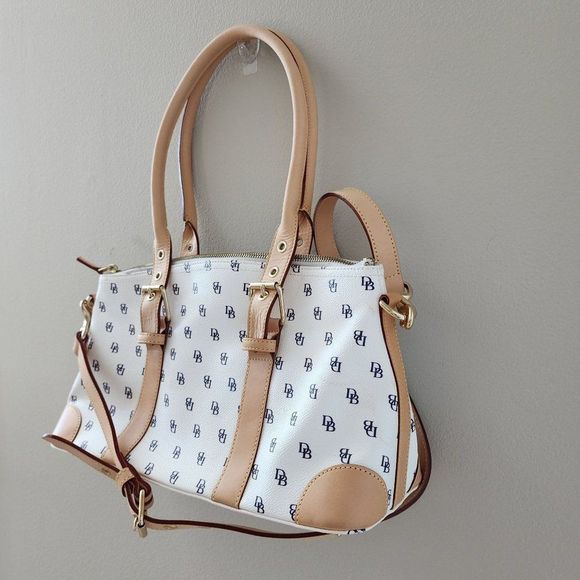 ☀️☀️DOONEY & BOURKE SALE.🌤️💥💥 Womens Zip Handbag Crossbody🛳️✈️💥💥 - Picture 3 of 12